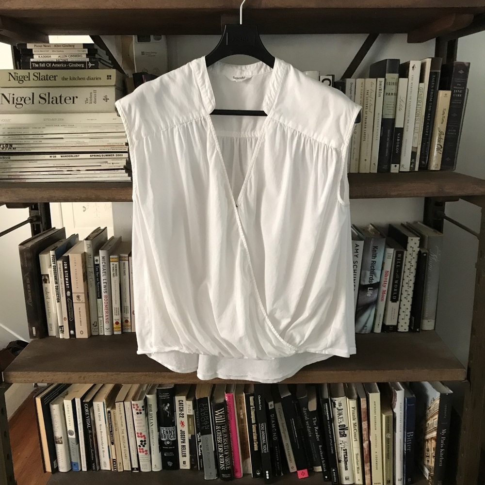 Like New Splendid White Surplice V-Neck Hi Low Crossover Ruched Top M